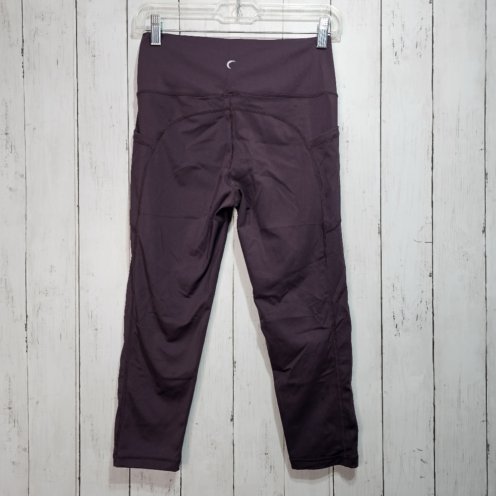Zyia Active Women's Size 8-10 High Rise Crop Side Pocket Leggings Plum Purple. - Picture 7 of 7